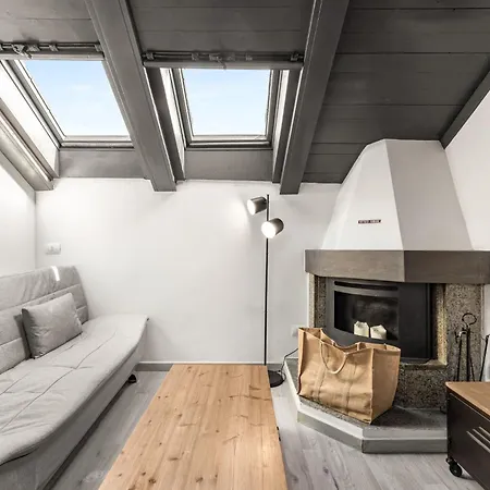 Tortona Metro 200m - Charming Attic - Wifi Apartman Milánó