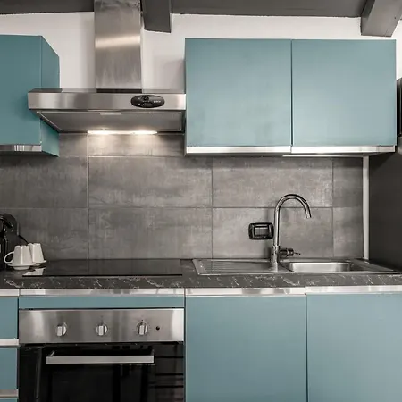 Apartman Tortona Metro 200m - Charming Attic - Wifi
